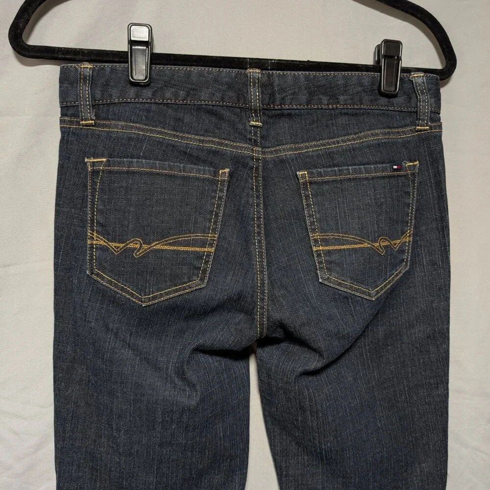 Tommy Hilfiger‎ Dark Wash Straight Leg Jeans Classic Denim Preppy Size 4 Short